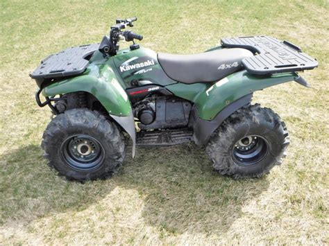 When ever I give it more than half throttle it sounds like it is bogging down, and it only has a top speed of 30 before it starts to bog. . Kawasaki prairie 300 bogging